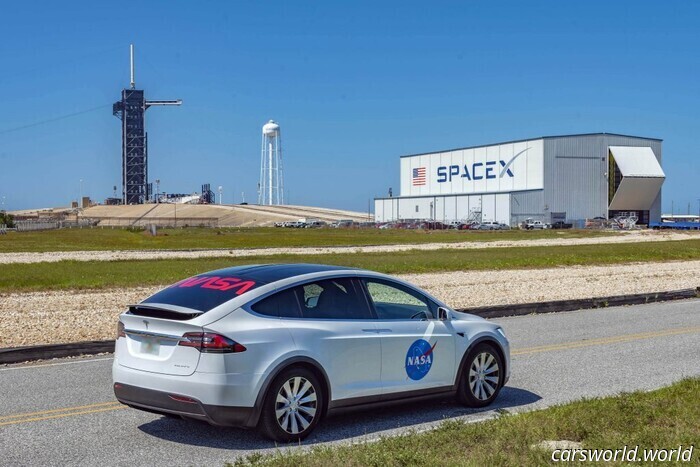 Musk Dislikes Government Expenditure, Yet Tesla and SpaceX Have Received Almost $40 Billion in Taxpayer Money | Carscoops